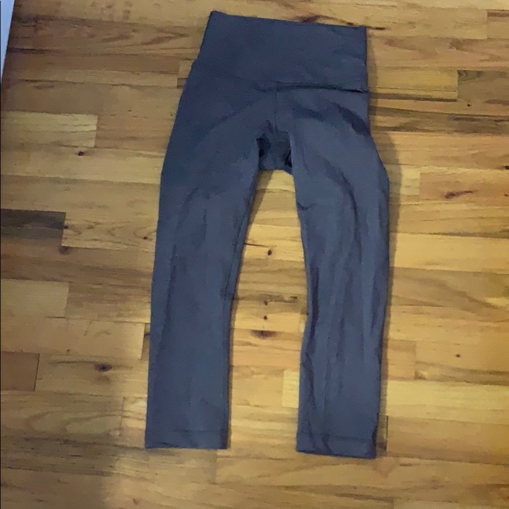 Lululemon cropped leggings
